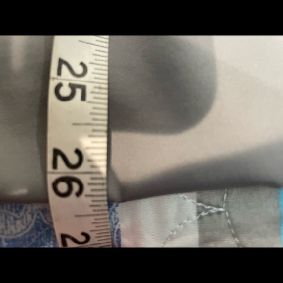 Mens Under Armour heat gear loose shirt. - Picture 7 of 12